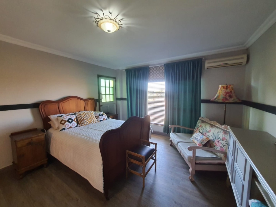 5 Bedroom Property for Sale in Vaalpark Free State